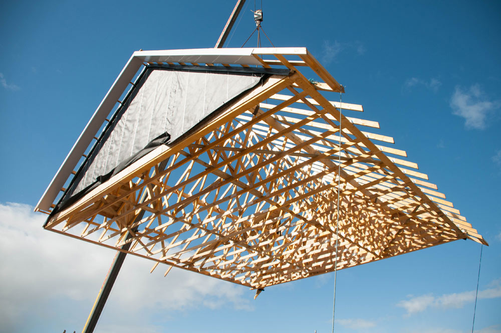 Roof-Lifting